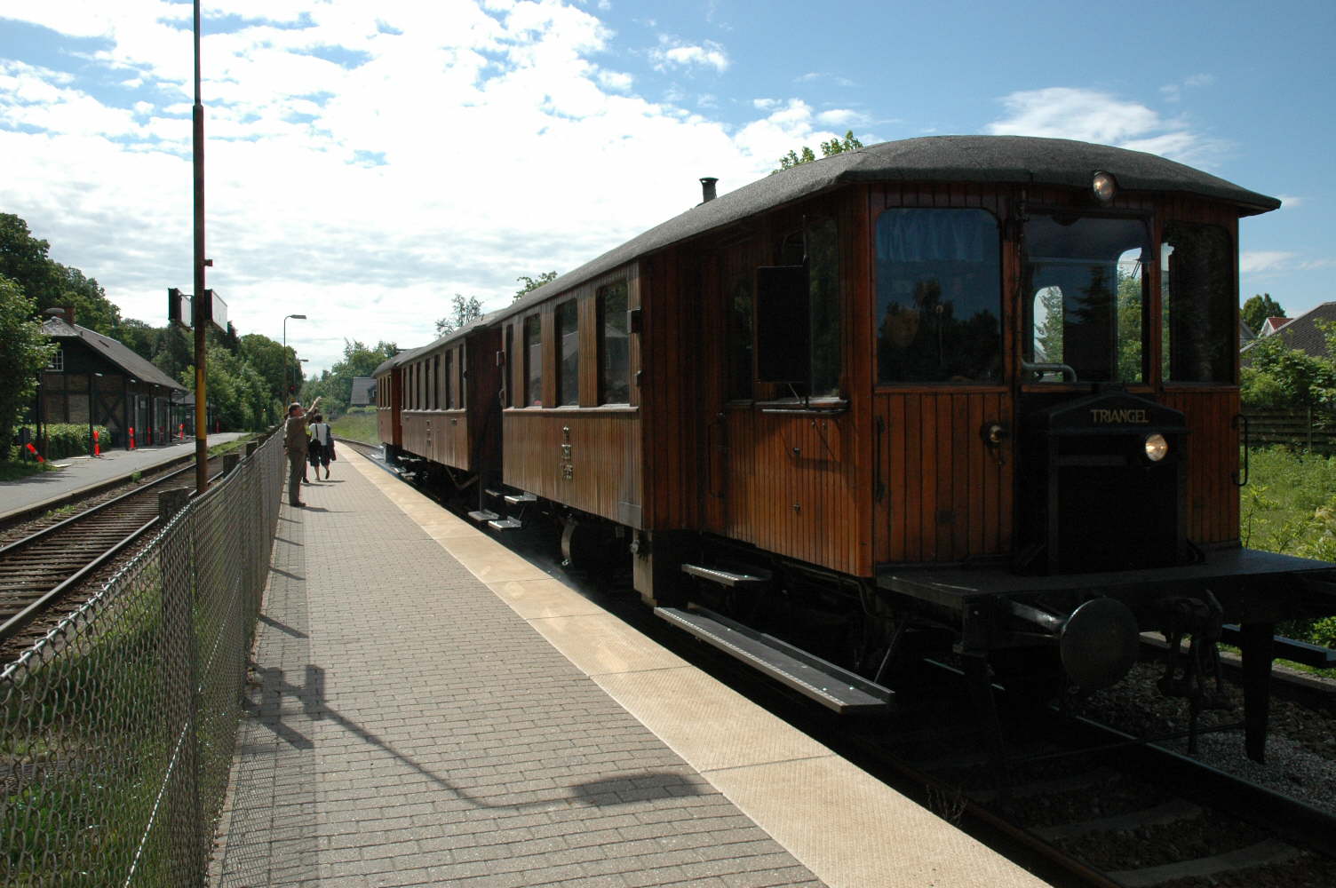 DSB M35 afg�r fra Fuens B�ge